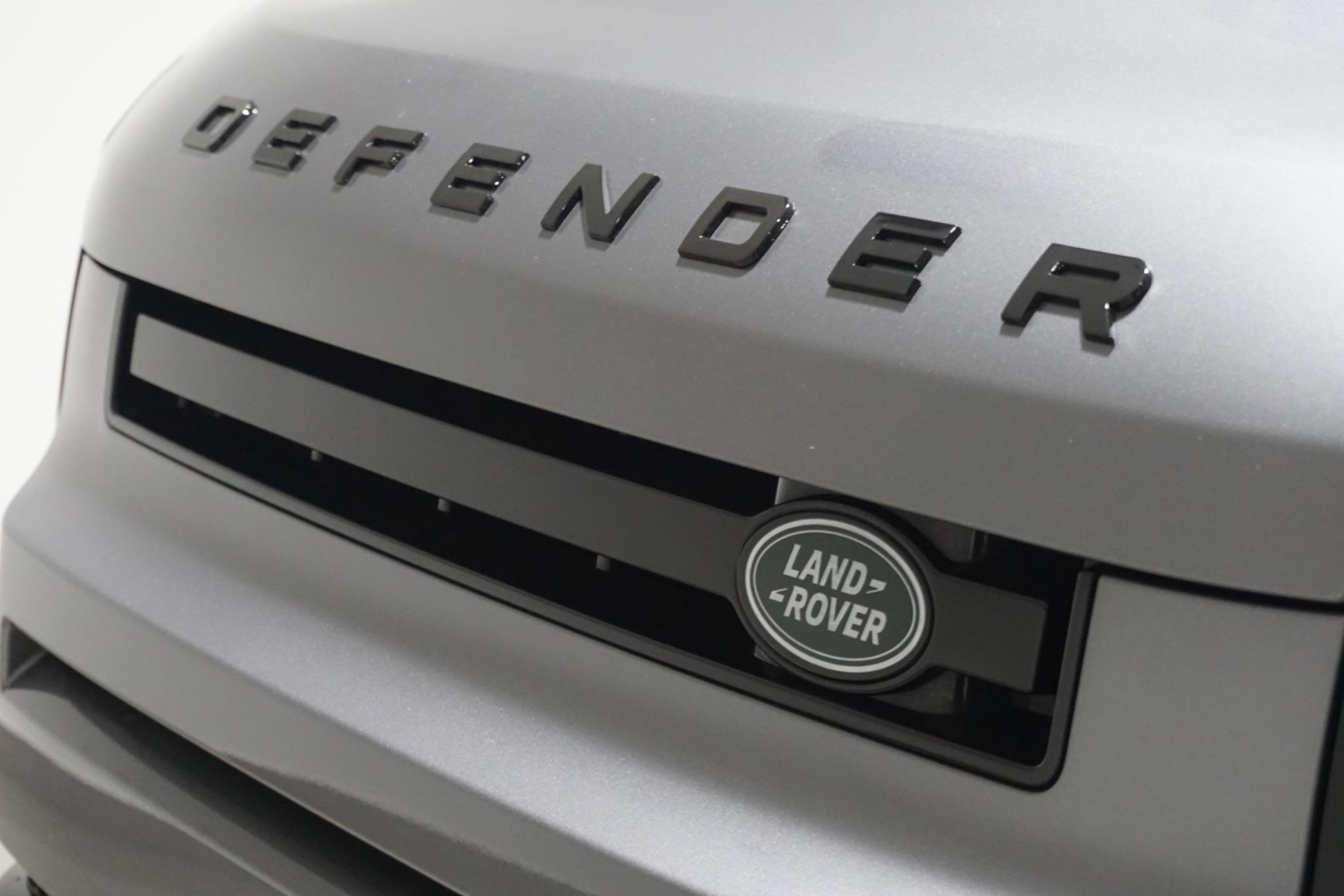 Land Rover Defender 110 3.0 D250 MHEV Hard Top SUV Auto 4WD MWB Euro 6 (s/s) 5dr